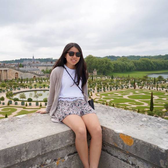 Meet your Posher, Emily - Picture 1 of 1